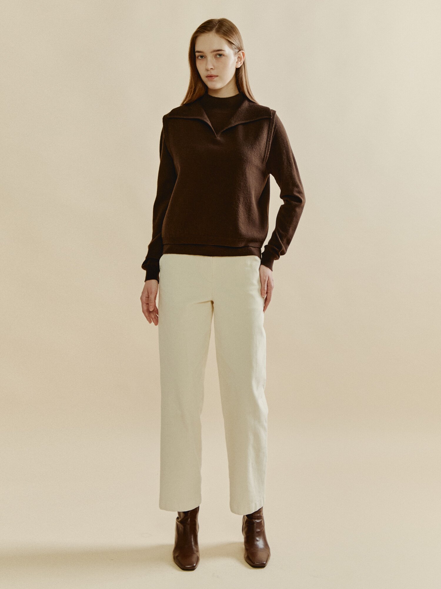 에센셜 하프넥 레이어 니트 (BROWN)