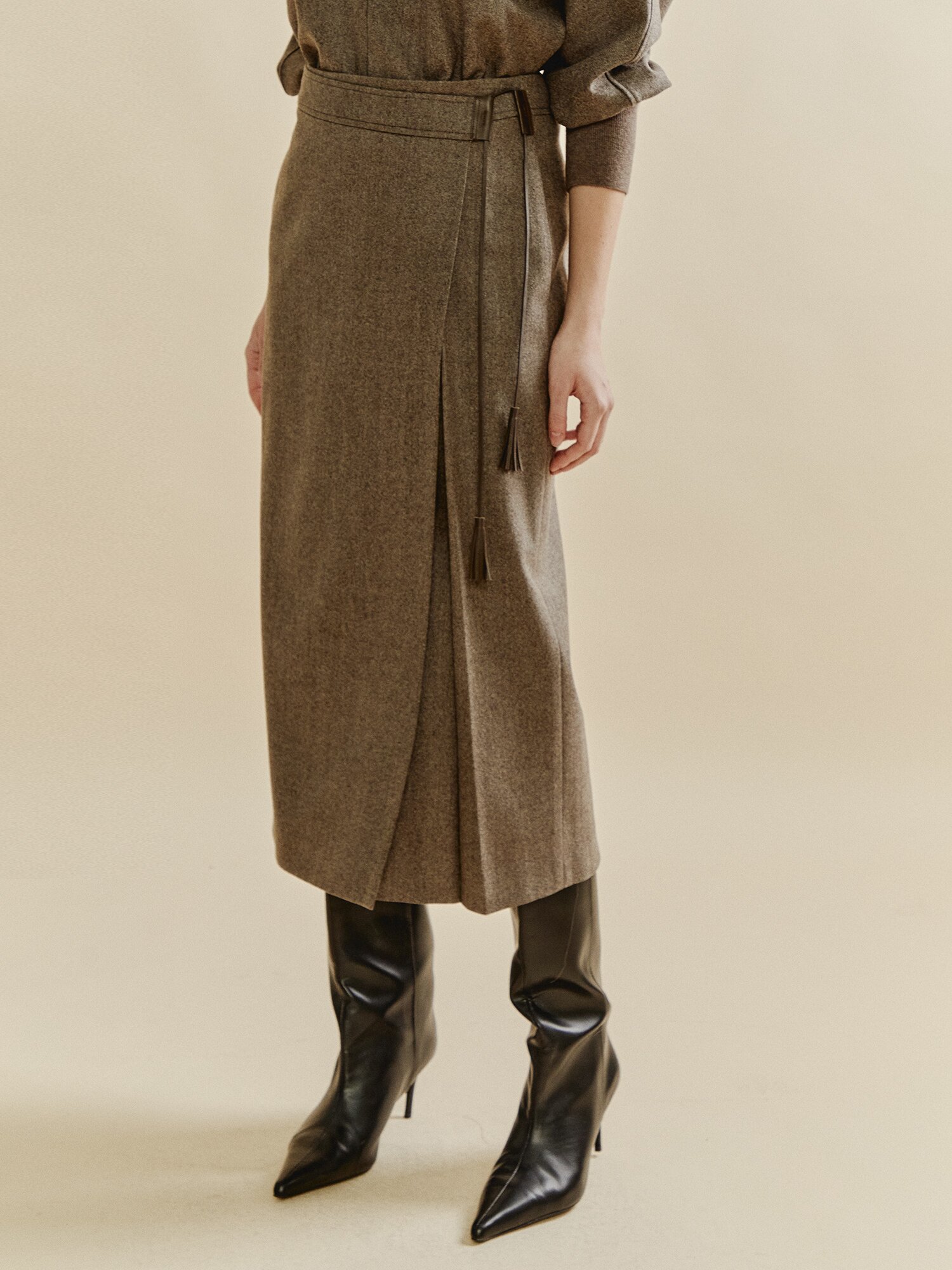 테슬 타이 오버랩 스커트 (MELANGE BROWN)