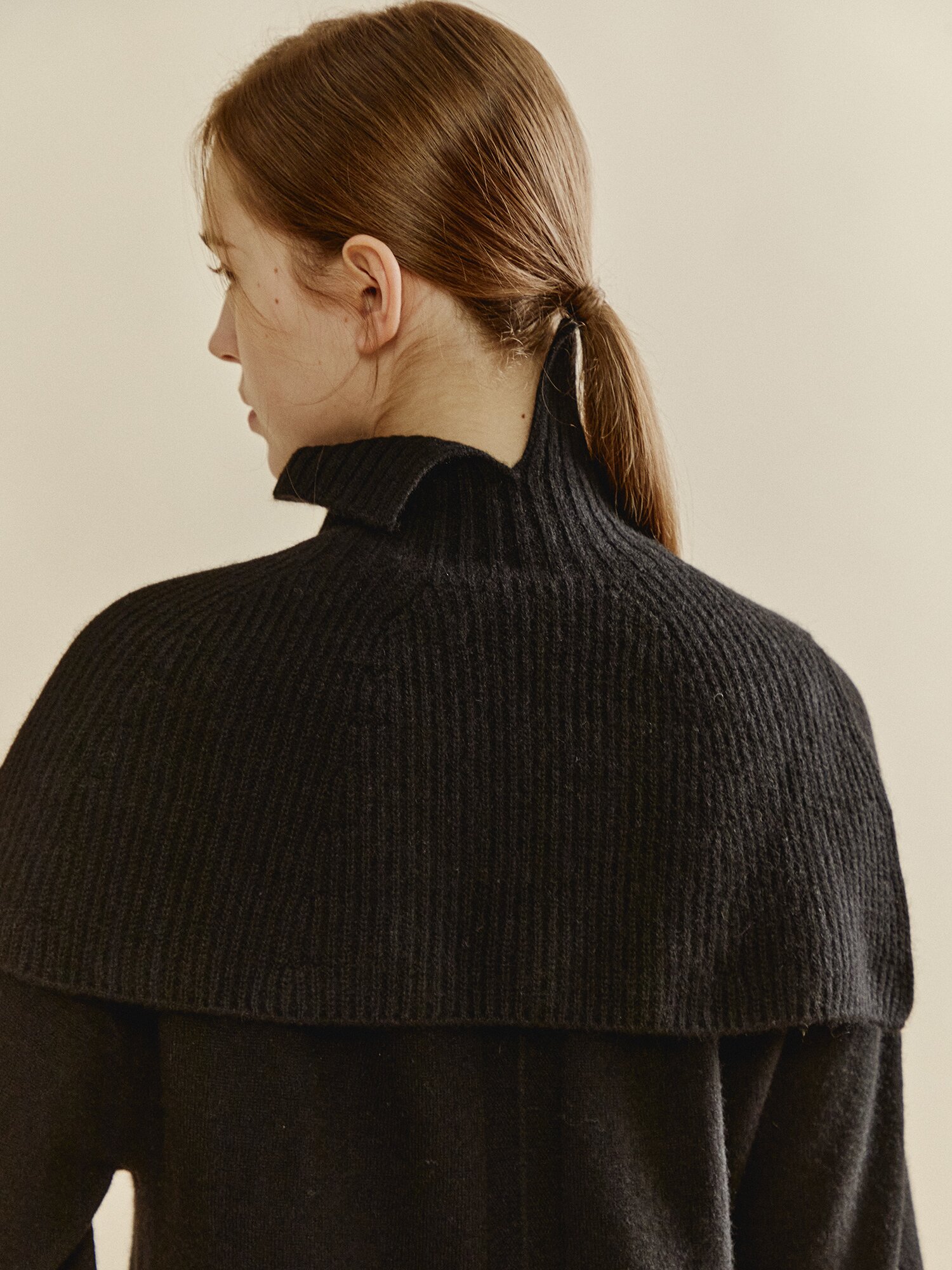 캐시미어 케이프 니트 드레스 세트 (BLACK)