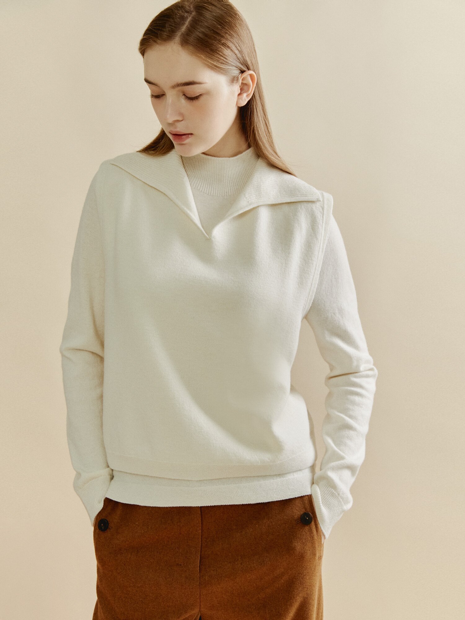 에센셜 하프넥 레이어 니트 (IVORY)