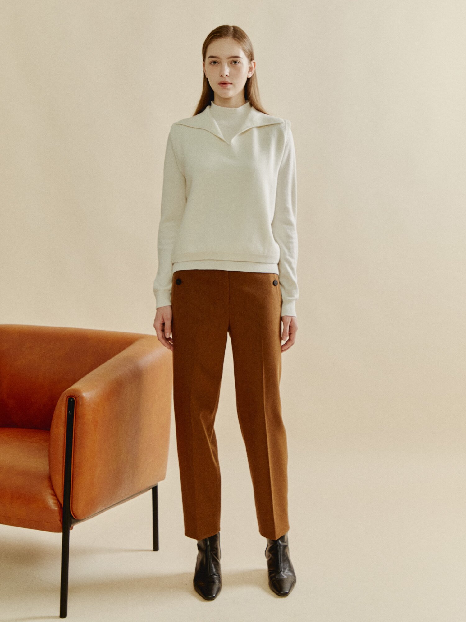 에센셜 하프넥 레이어 니트 (IVORY)