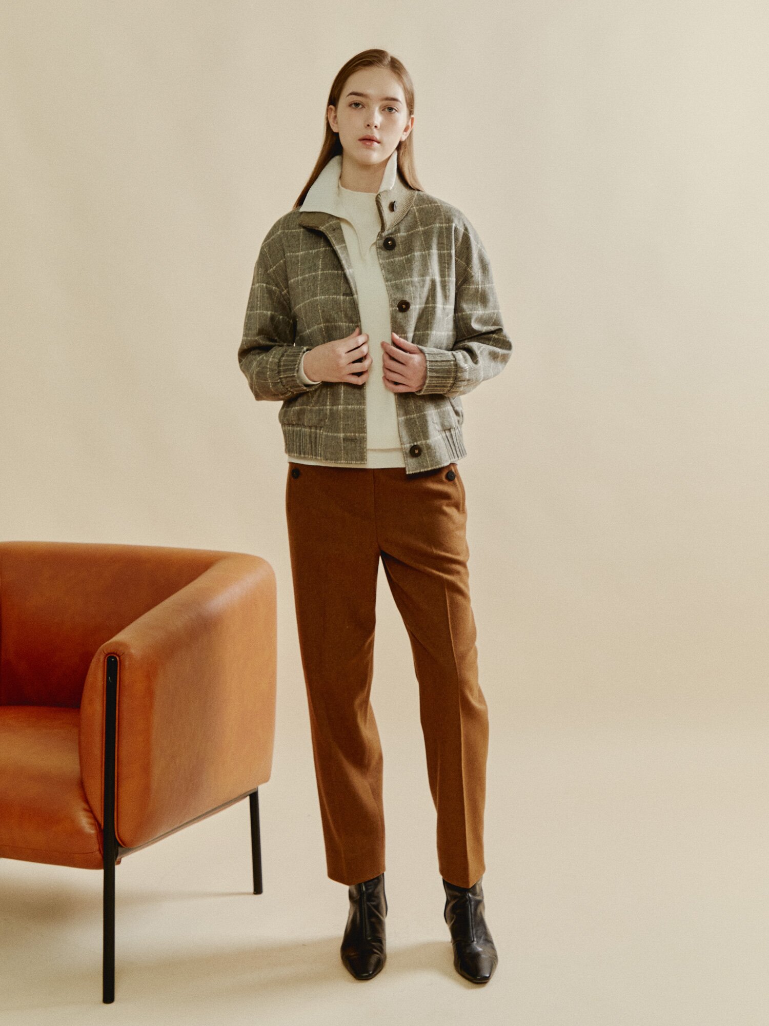 에센셜 하프넥 레이어 니트 (IVORY)