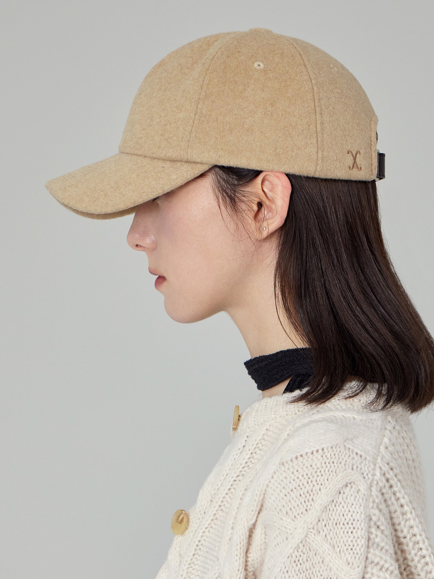 VA 커브드 로고 모직 5패널 볼캡 베이지