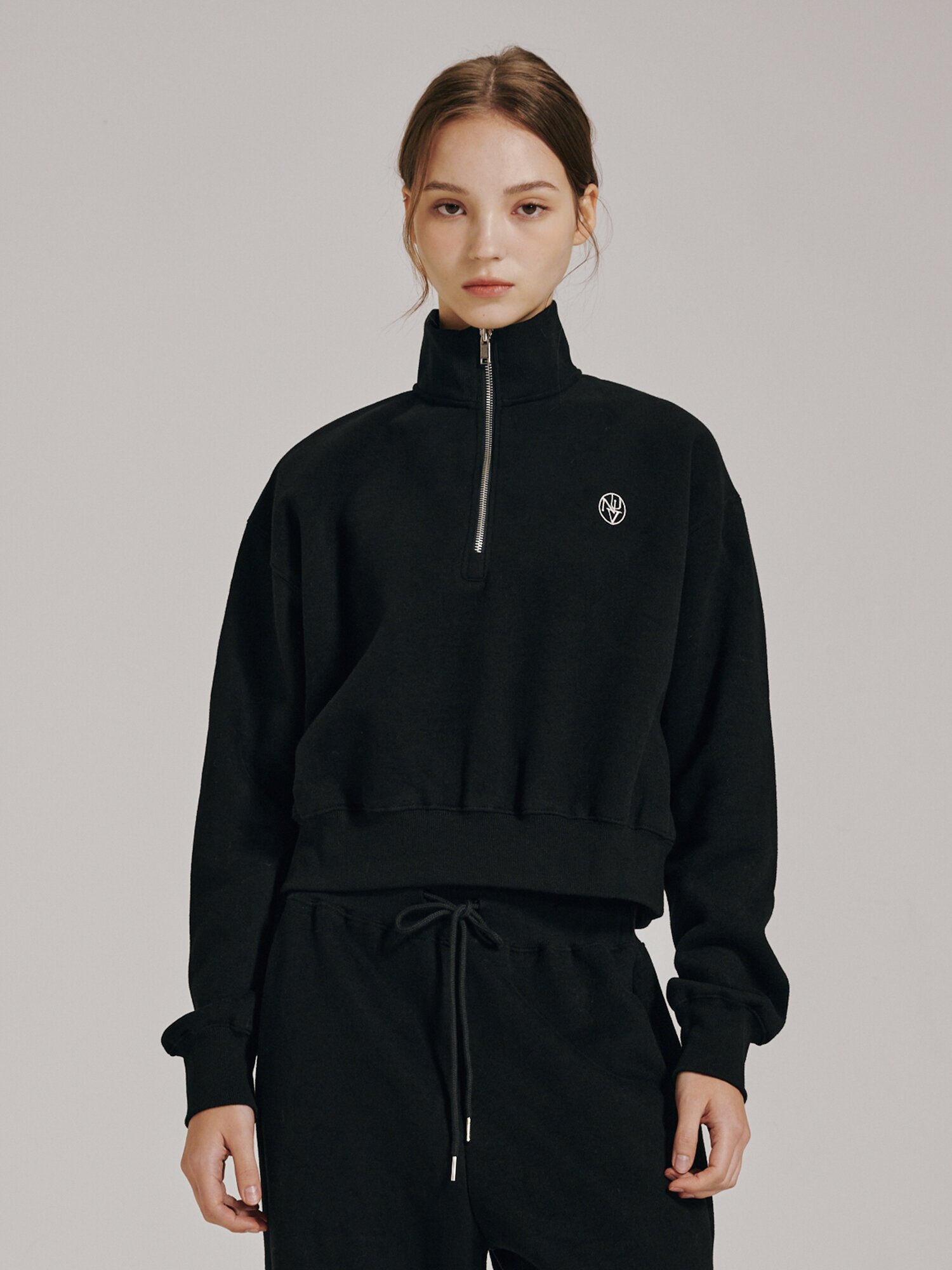[기모] 하프집업 크롭 스웻셔츠 - 블랙 / Half Zip Up Crop Sweatshirts - Black