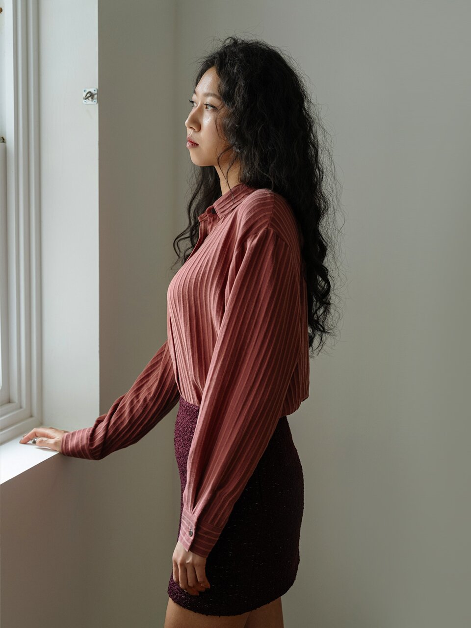 오버핏 스트라이프 데일리 셔츠_레드
