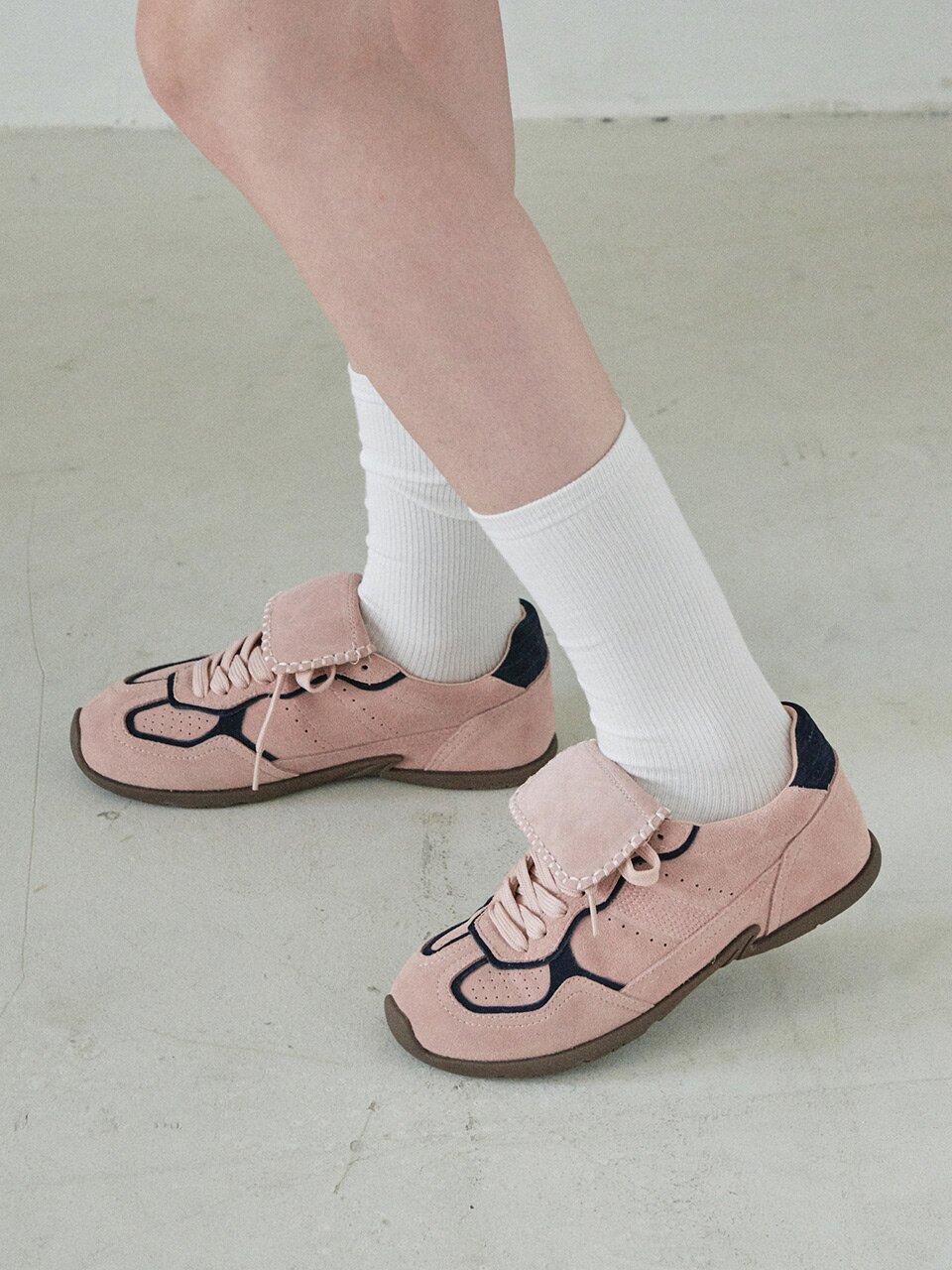 ljh29-8 Stitch Flap Sneakers - 3 Colors
