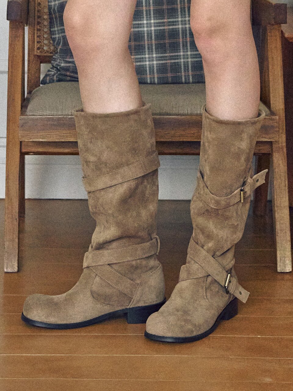 ljh130-7 Soft Slouch Belt Boots - 2 Colors