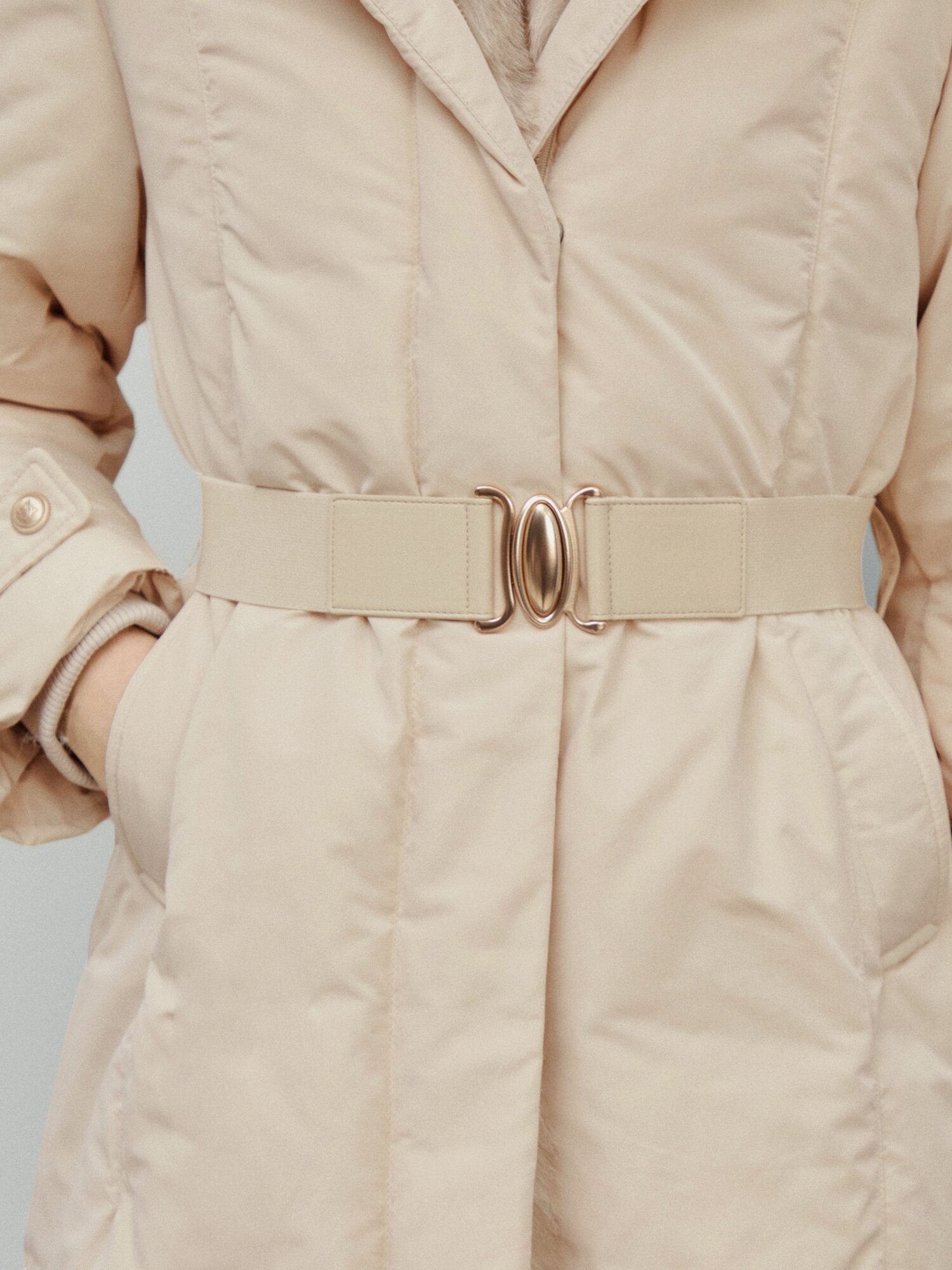 폭스퍼 벨티드 롱 구스다운 점퍼 (BEIGE)