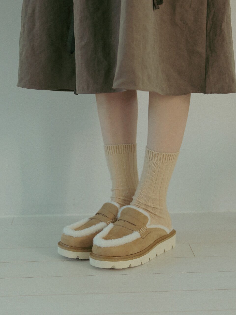 ljh011-5 Fur Line Loafer Mules - 2 Colors