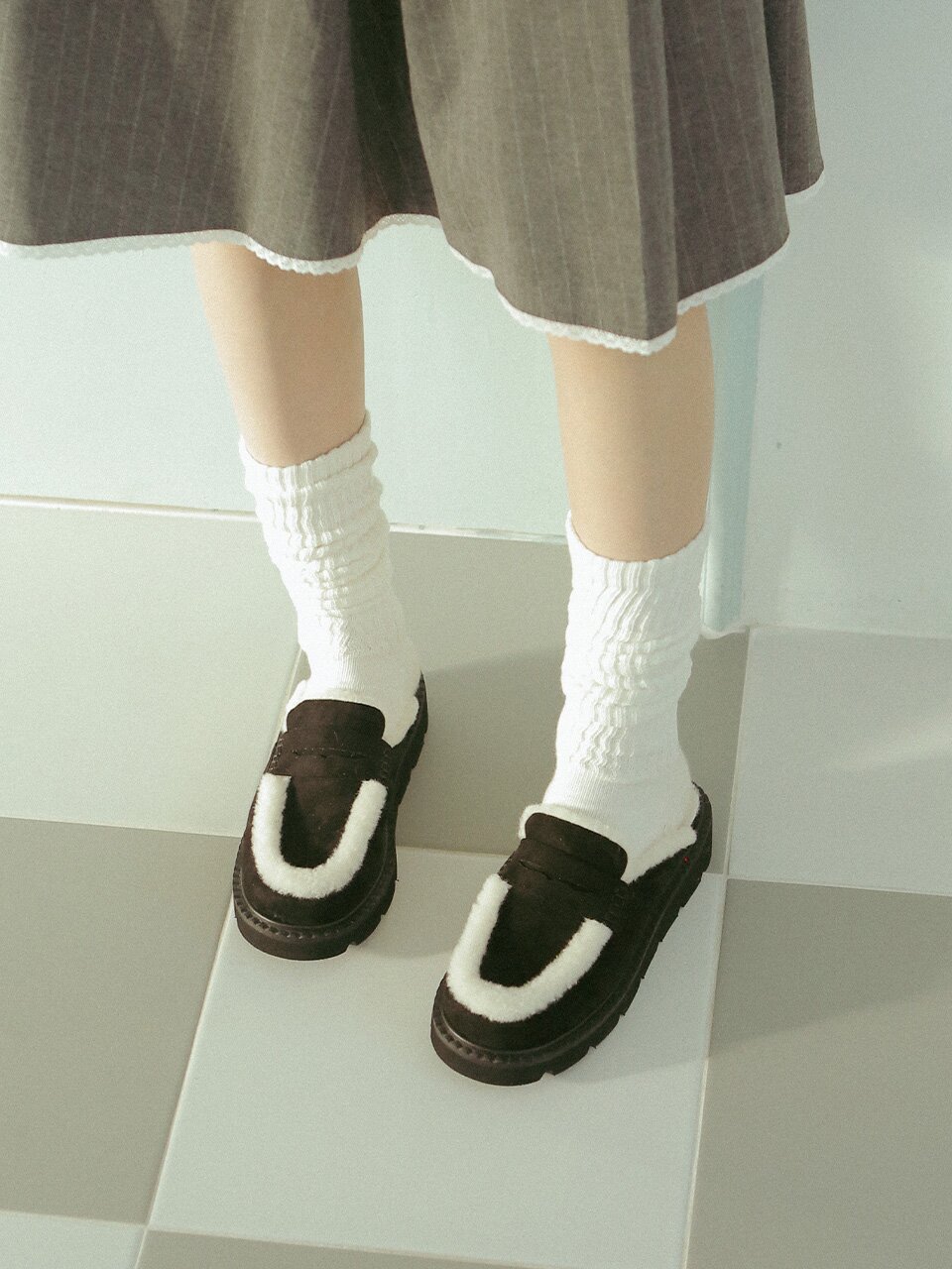 ljh011-5 Fur Line Loafer Mules - 2 Colors