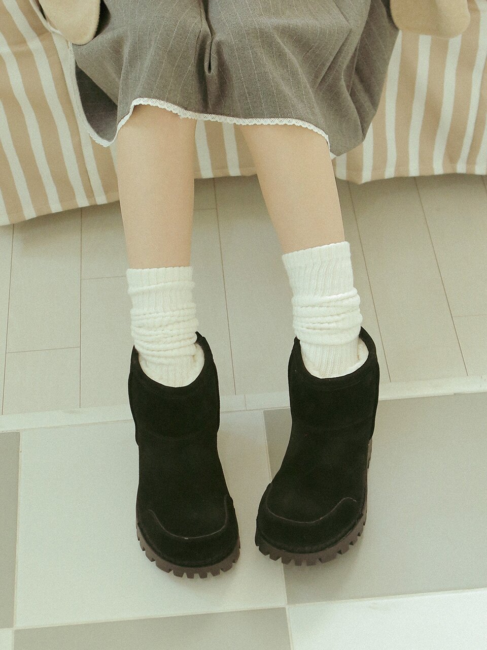 ljh027-1 Fuzzy Short Boots - 3 Colors