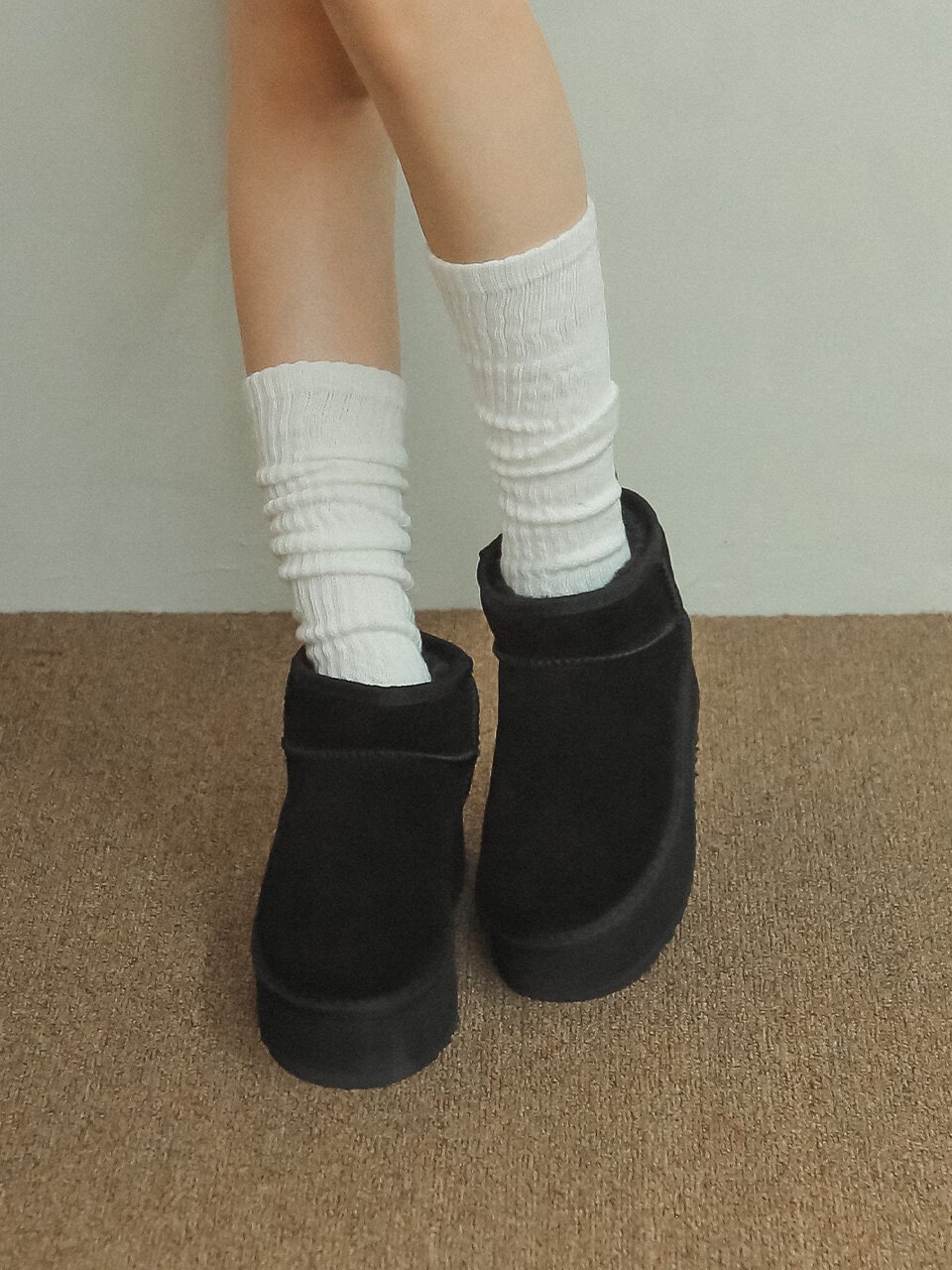 ljh022-1 Fur Platform Short Boots - 2 Colors