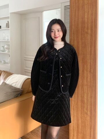 벨벳 텍스처 퀼팅 라운드넥 재킷 