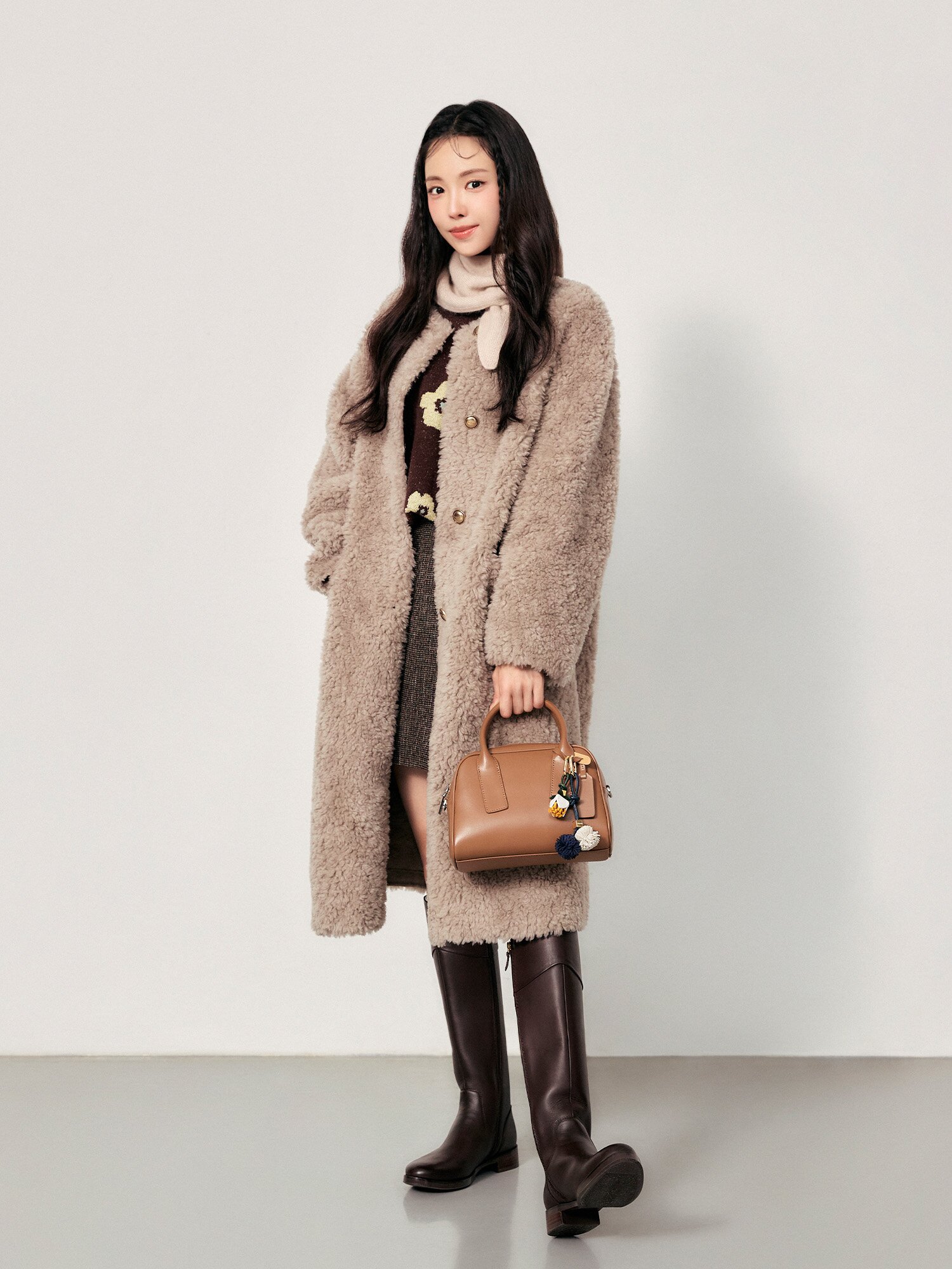 울 라운드넥 롱 무스탕 재킷 (GREY)