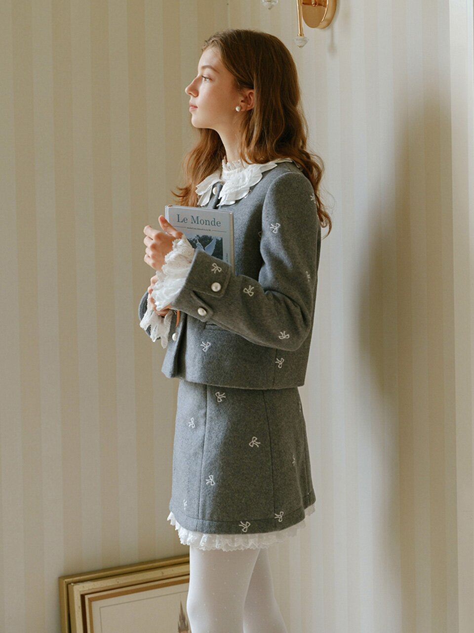 Cest_Ribbon embroidery wool skirt