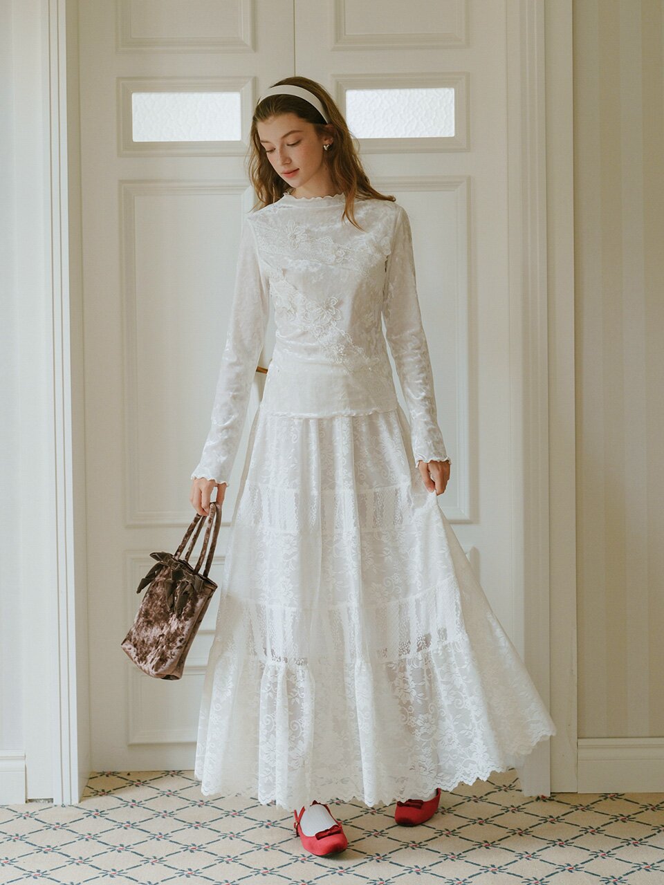Cest_Lace flower velvet long sleeve top
