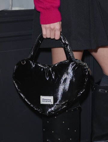 샤이닝 하트 미니 패딩백_블랙




