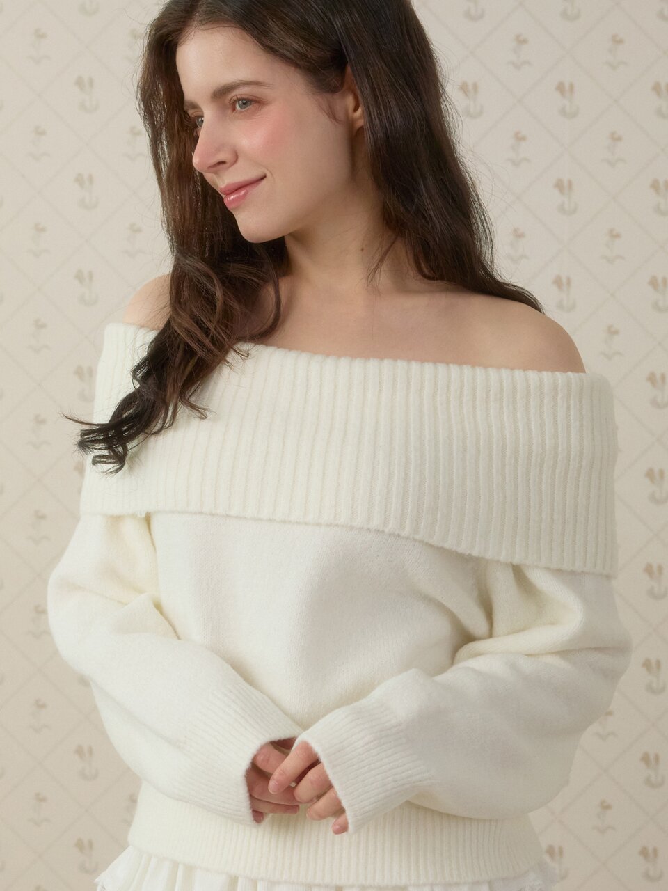 MELTING BASIC OFF-SHOULDER KNIT_IVORY