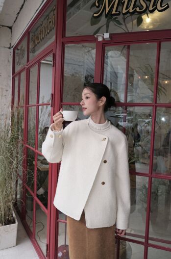 주얼 랩 버튼 재킷 