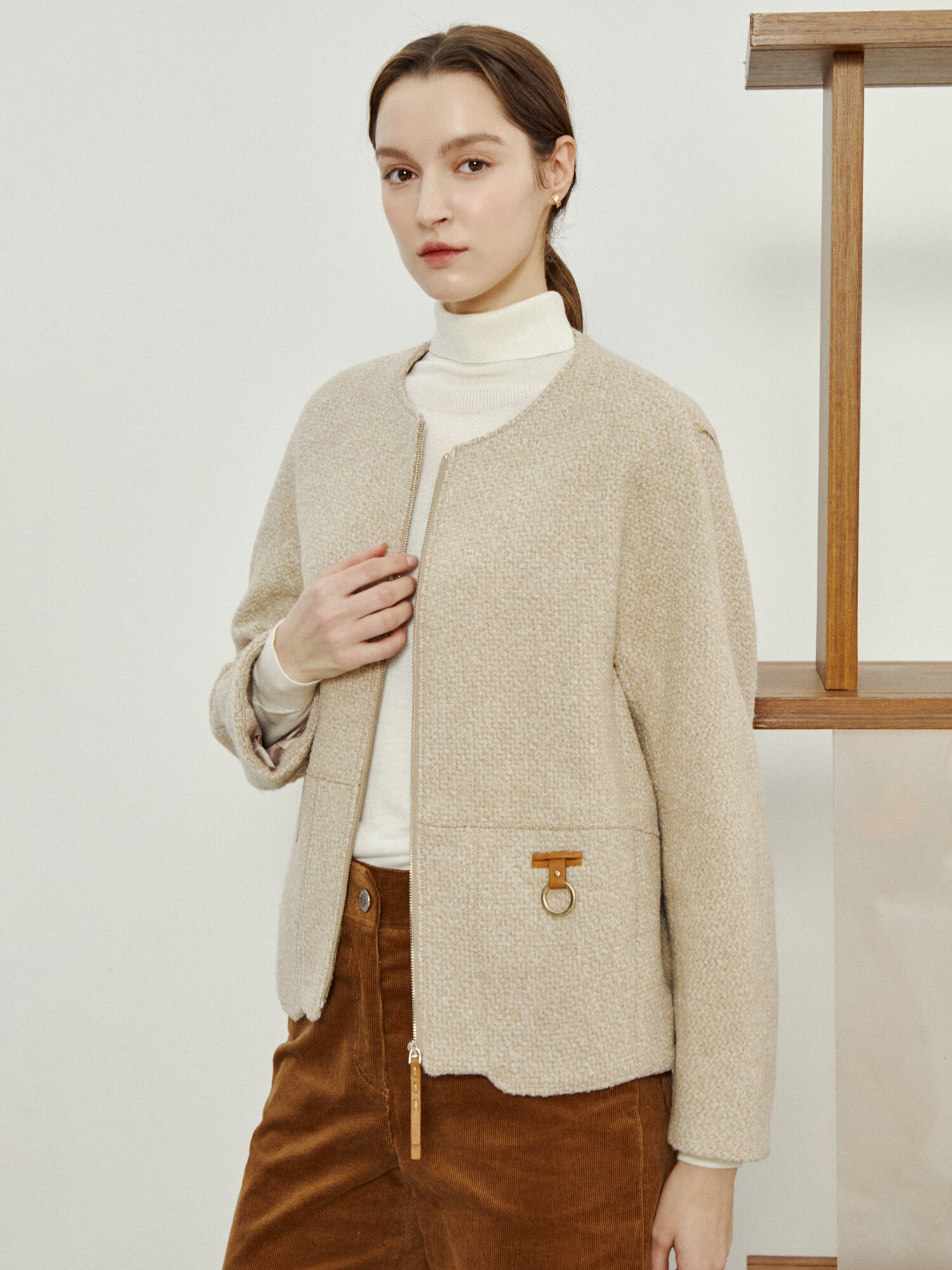 울 블렌드 레더 포인트 재킷 (BEIGE)