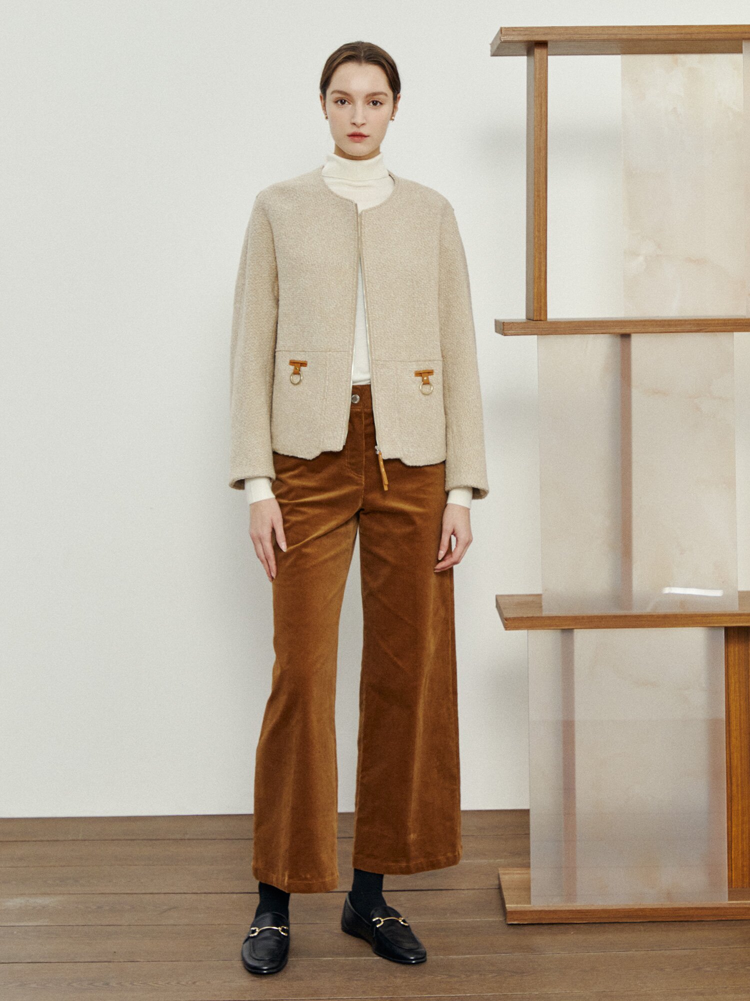 울 블렌드 레더 포인트 재킷 (BEIGE)
