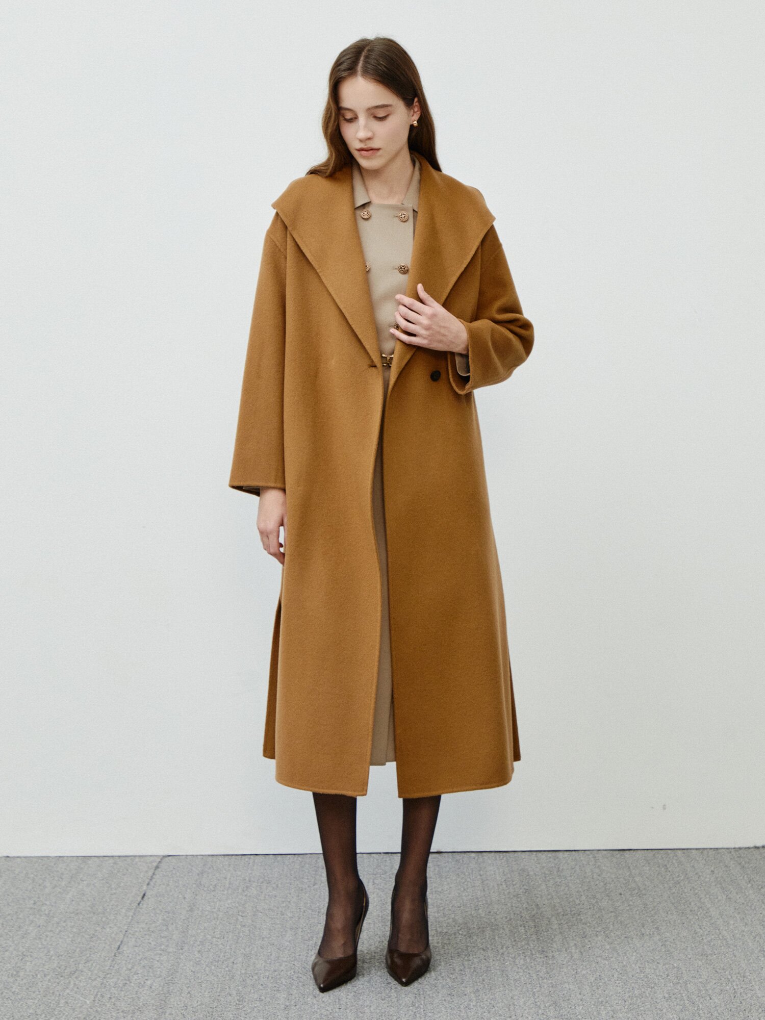 울 블렌드 더블 칼라넥 롱 원피스 (BEIGE)