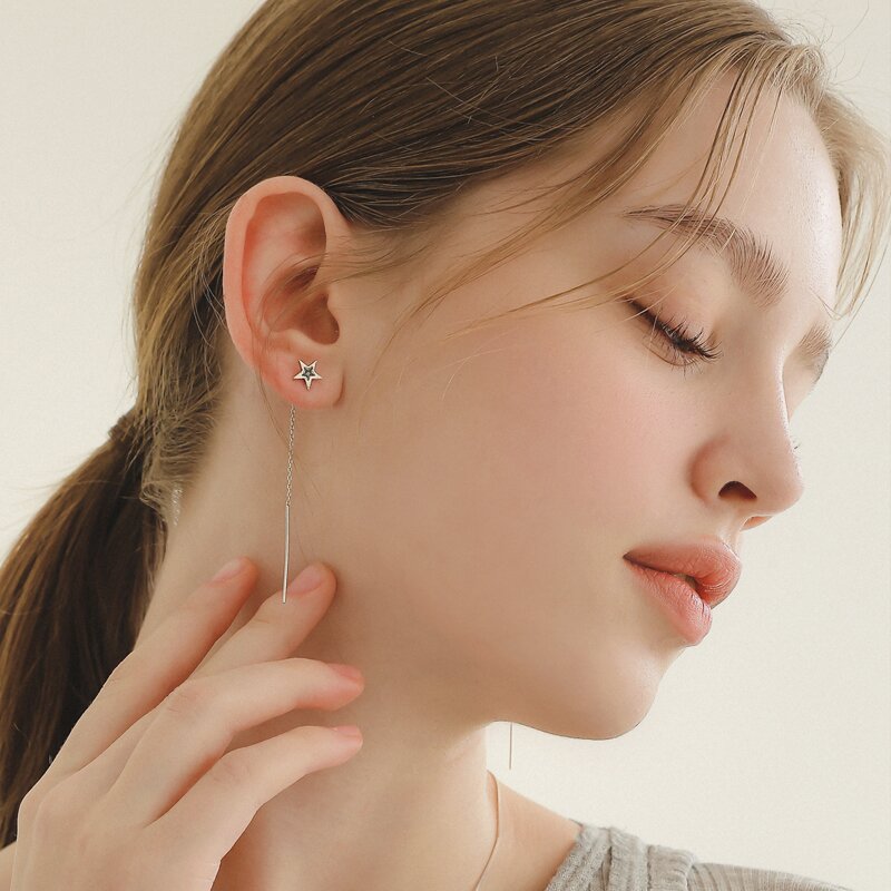 제이로렌 블랙 스타 관통 실버 귀걸이 M03864