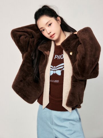 페이크 퍼 하이넥 크롭 재킷 