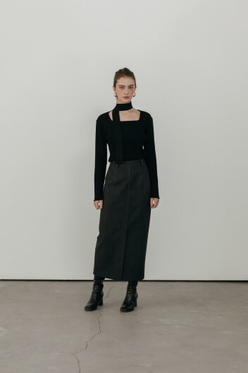 마론 슬릿 울 스커트(차콜)