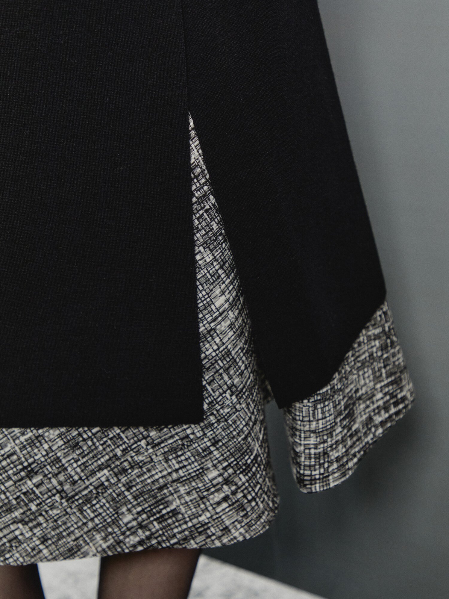 모던 라운드넥 롱 가디건 (BLACK)