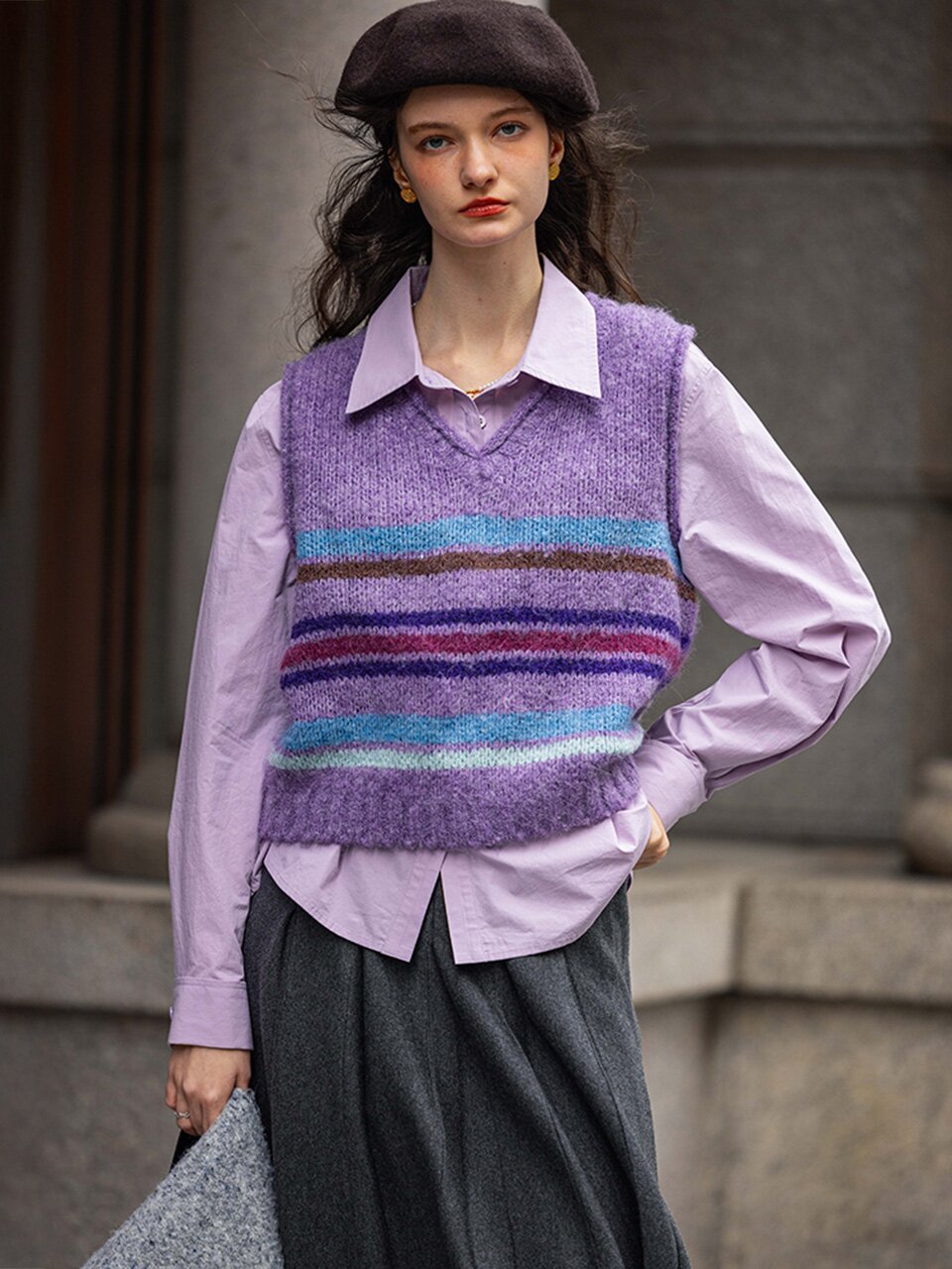 DA_Fluffy v-neck knit vest_2color