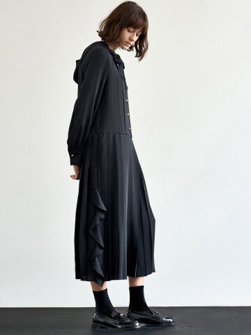 HOOD PLEATS DRESS_BK