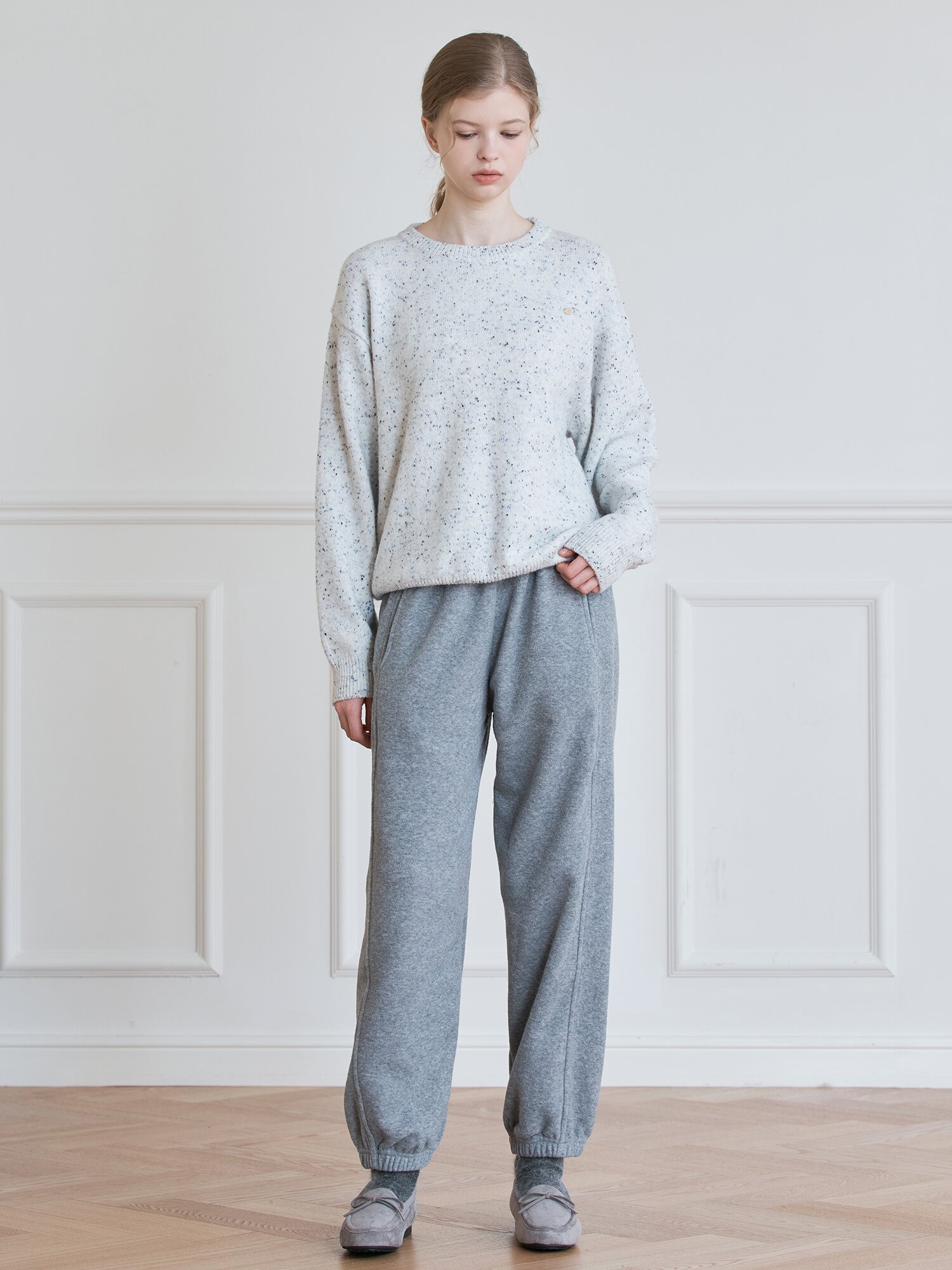 NEPPED ROUND KNIT