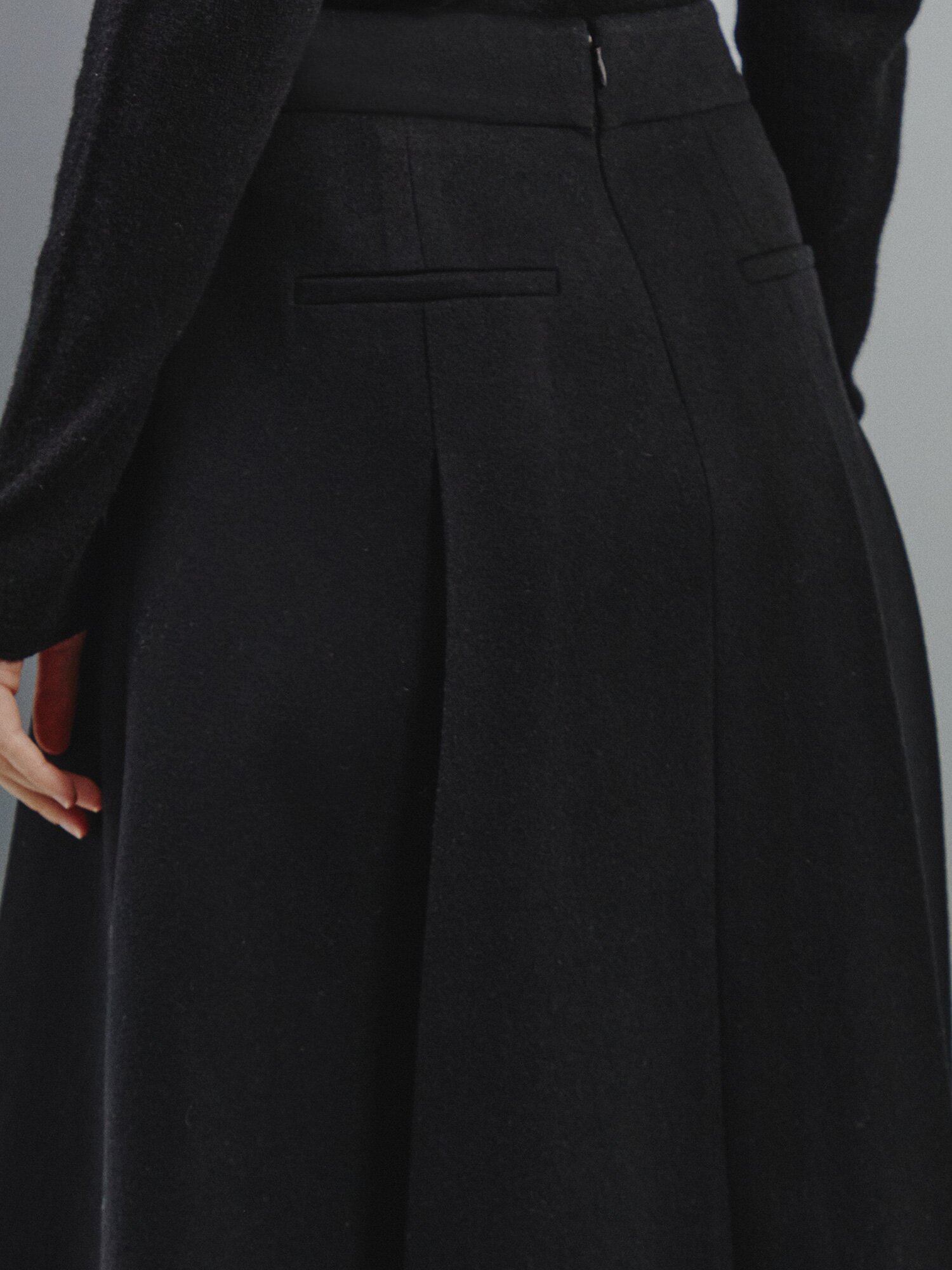 소프트 울 믹스 플리츠 스커트 (BLACK)