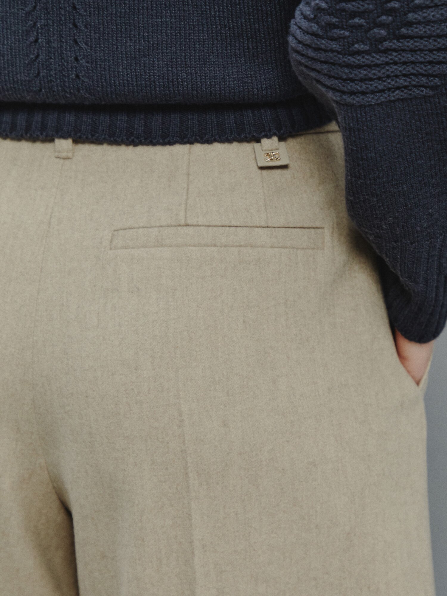 울 블렌드 하프 와이드 팬츠 (OATMEAL)