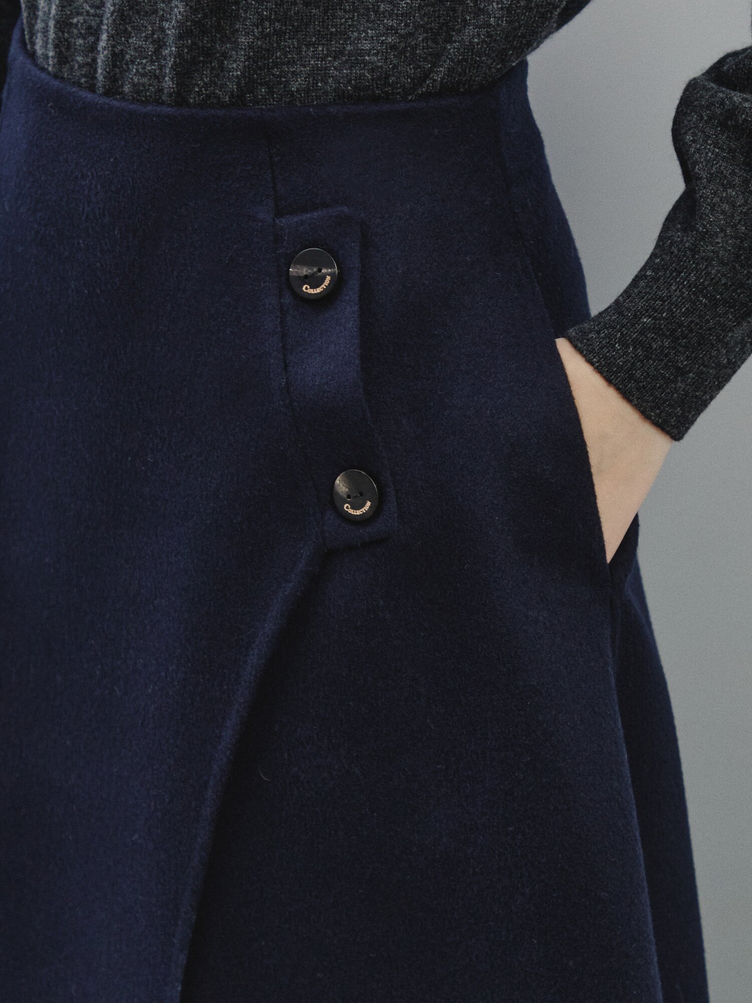 랩 스타일 포인트 울 믹시 스커트 (DARK NAVY)