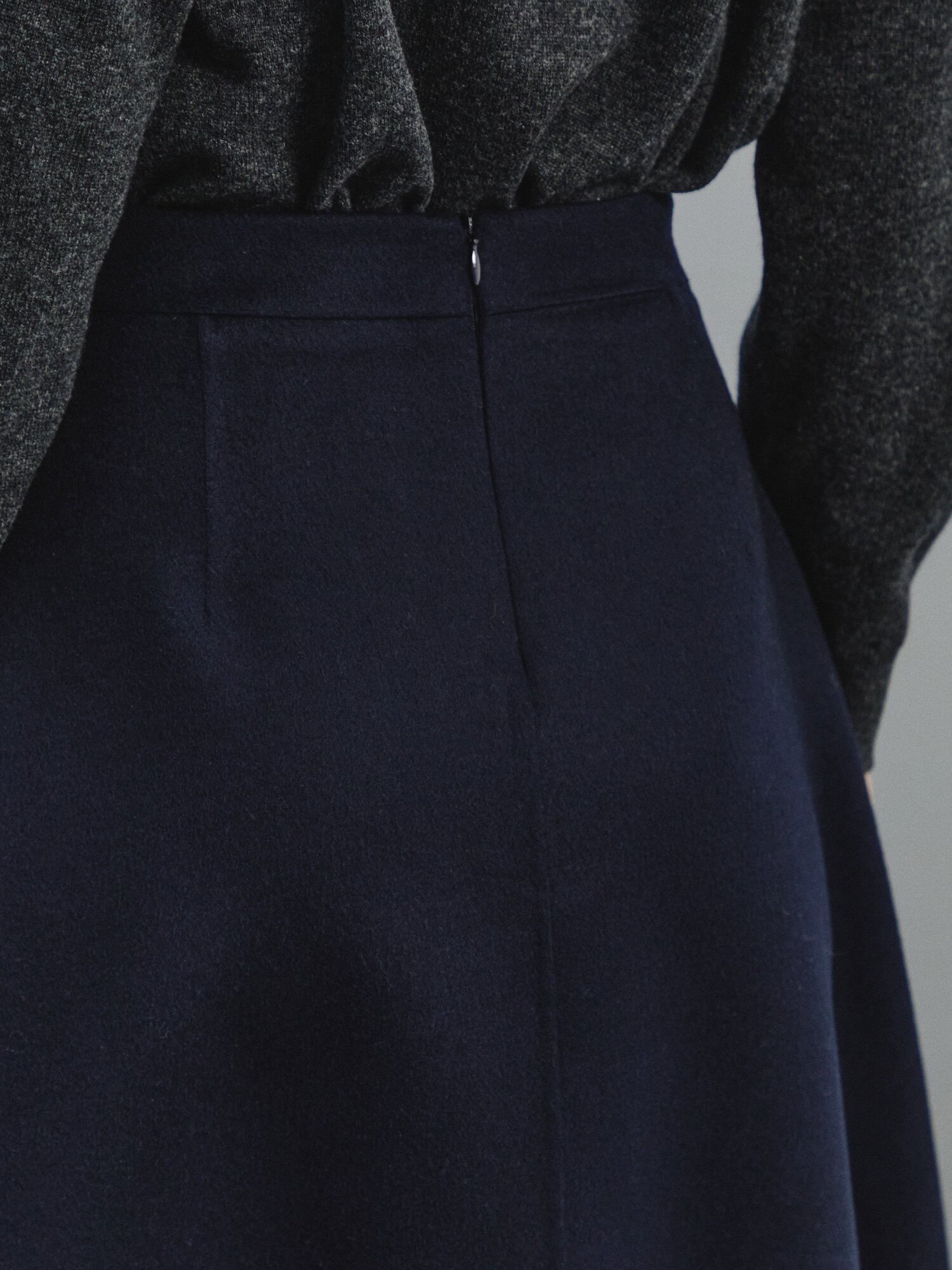 랩 스타일 포인트 울 믹시 스커트 (DARK NAVY)