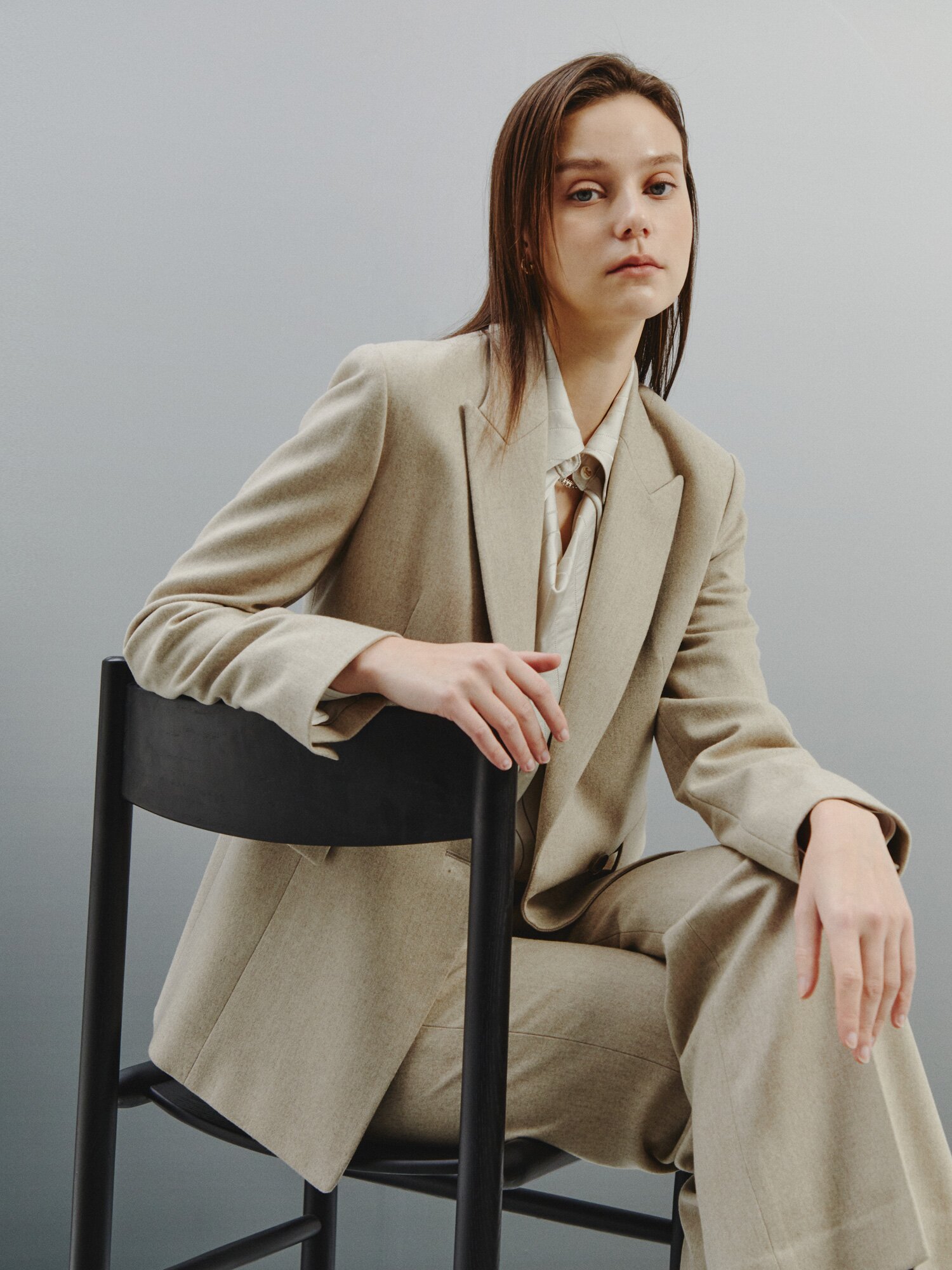 테일러드 핏 울블렌드 팬츠 (OATMEAL)