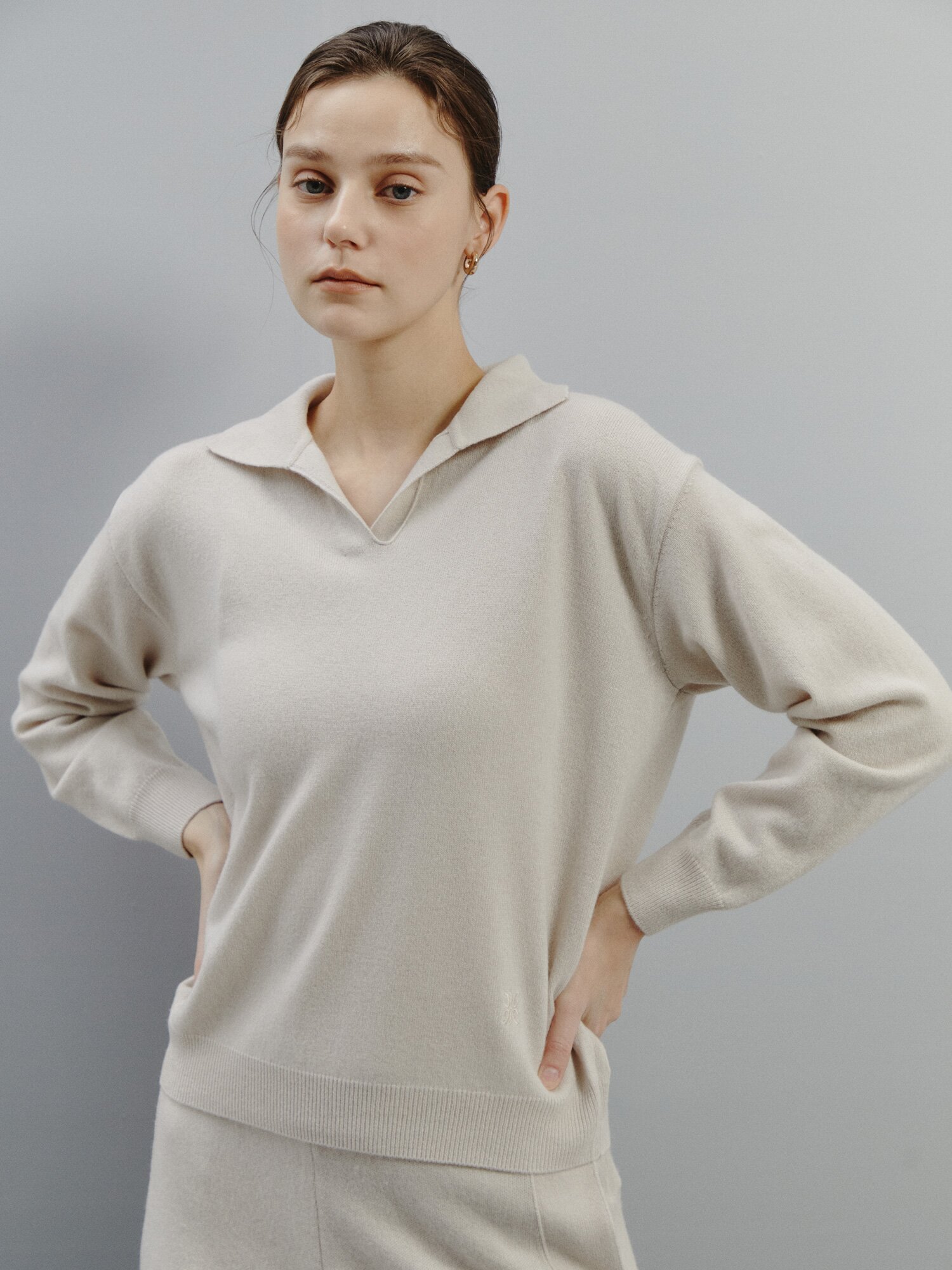 캐시미어 터치 세미 루스 핏 풀오버 (LIGHT BEIGE)