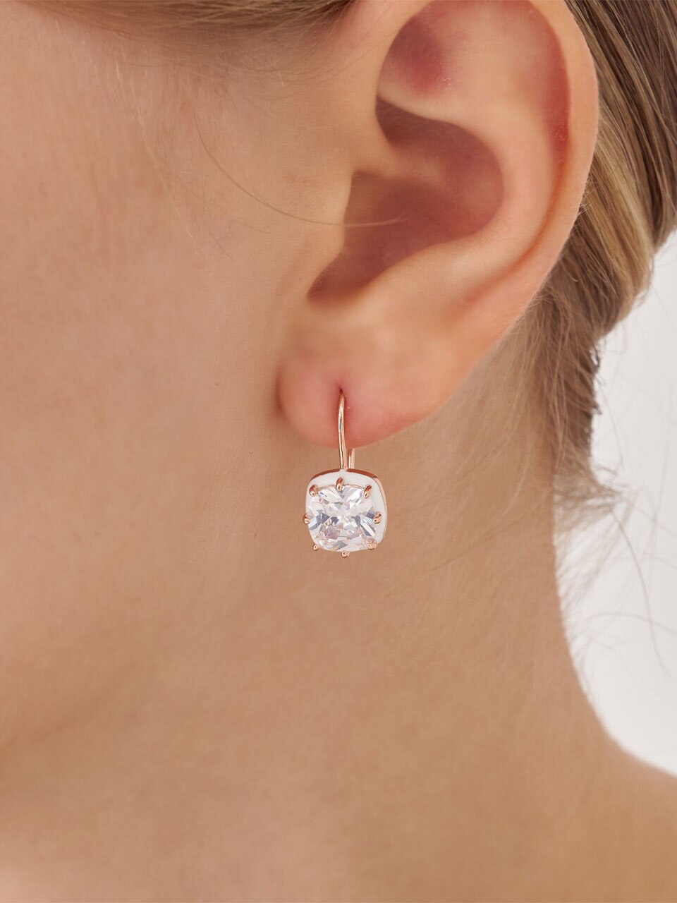 볼드 화이트 사각 후프 귀걸이 C24EB332 (14K GOLD PLATED)