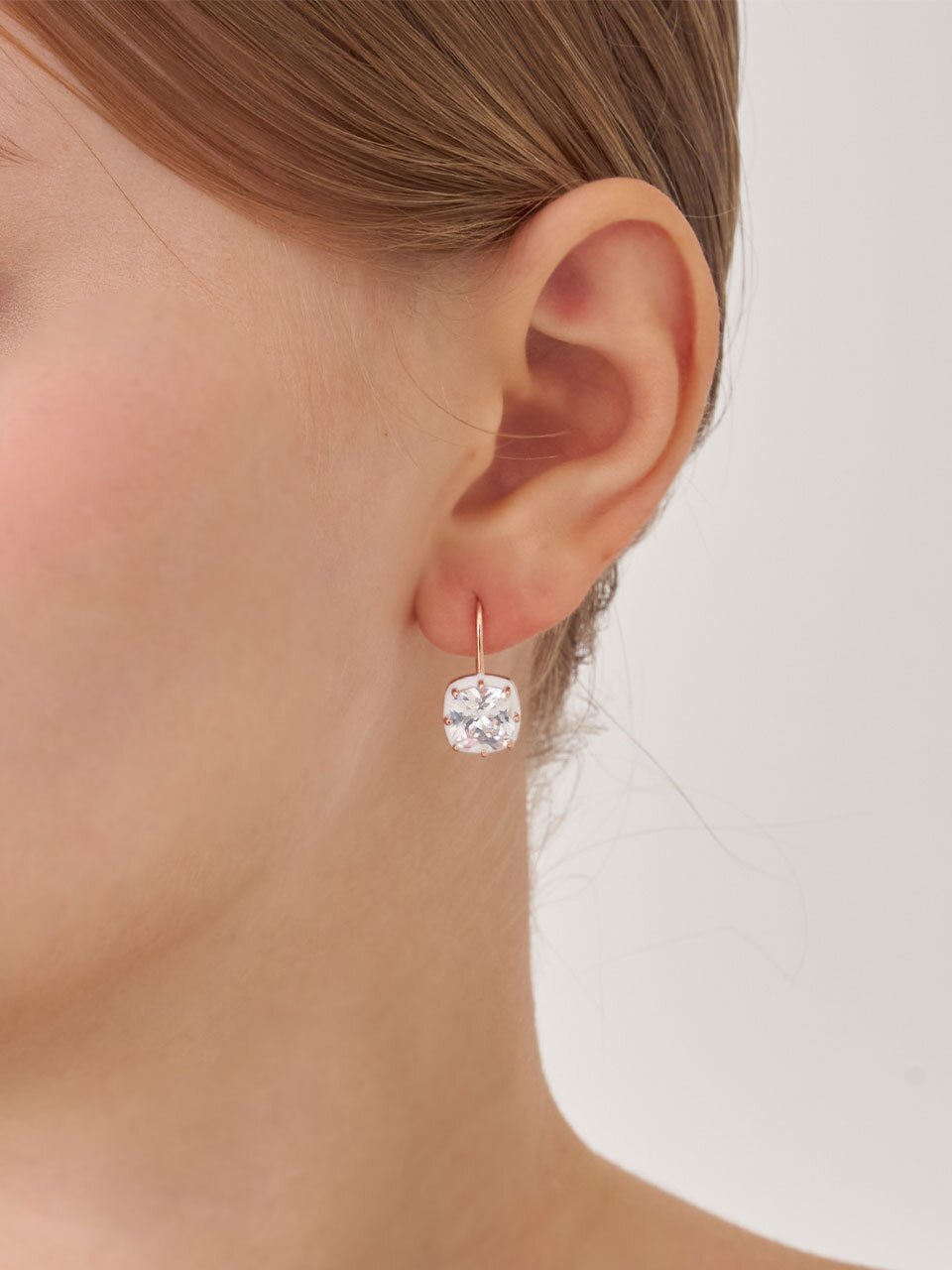 볼드 화이트 사각 후프 귀걸이 C24EB332 (14K GOLD PLATED)
