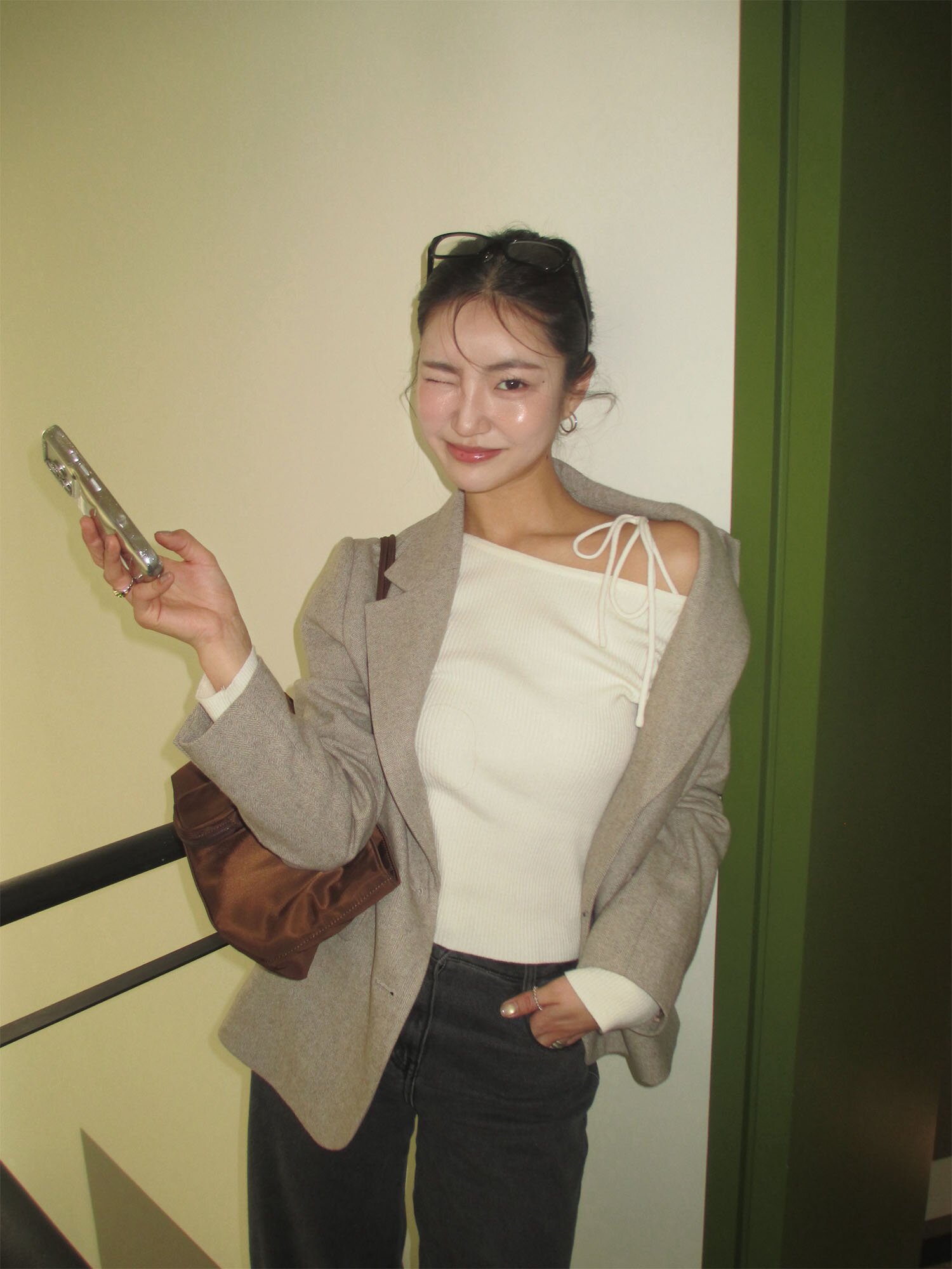 울 블렌드 헤링본 투 버튼 재킷 (BEIGE)