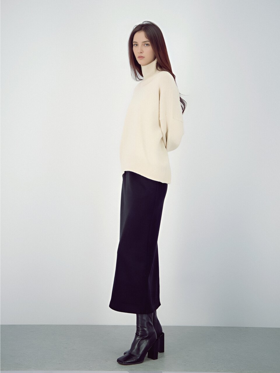 Crepe Suede Bending Skirt _Black
