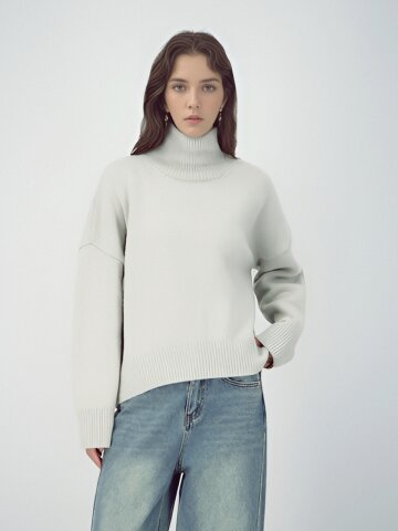 Wool Turtle Neck Knit _L.Grey