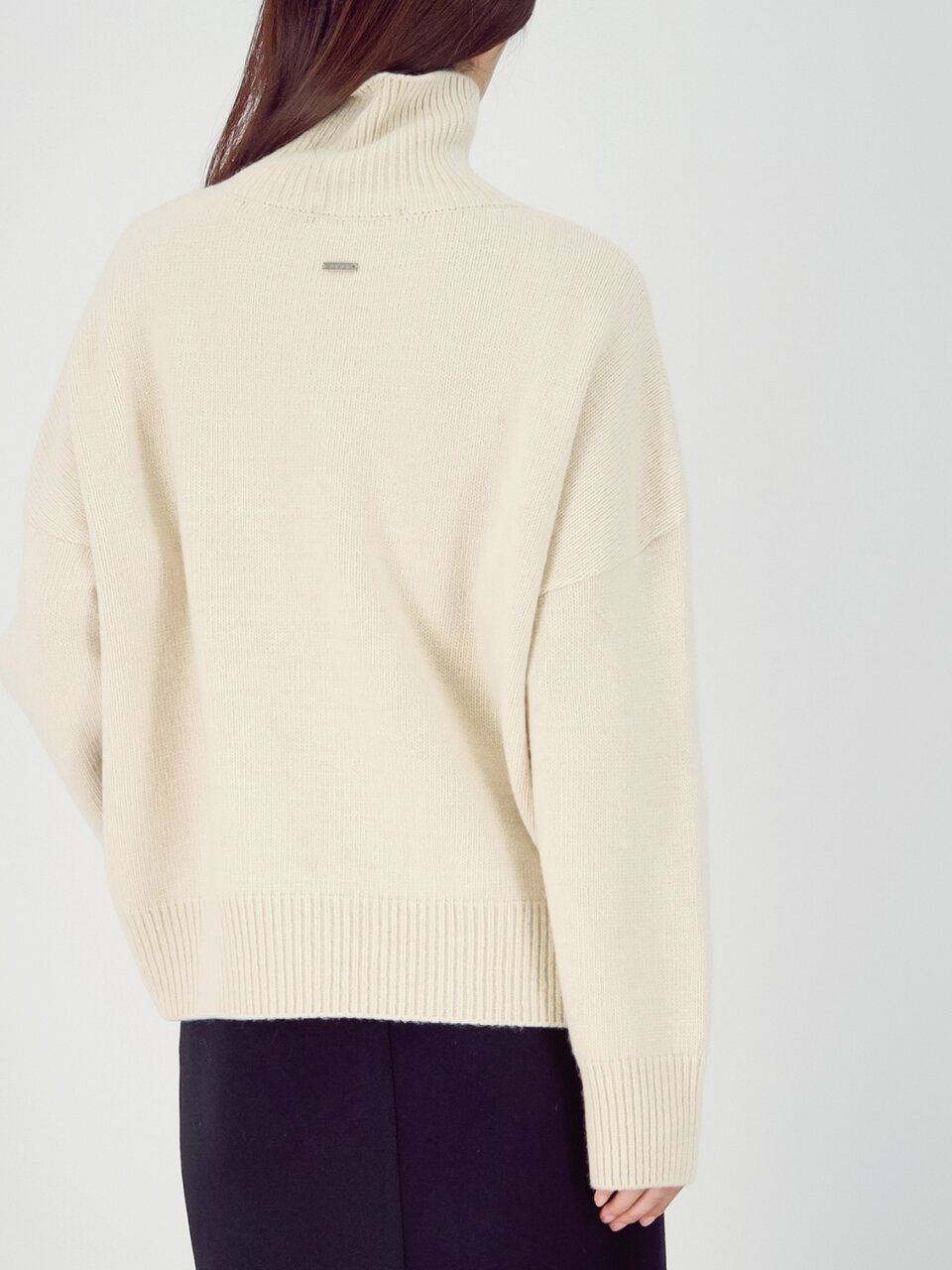 Wool Turtle Neck Knit _Oatmeal