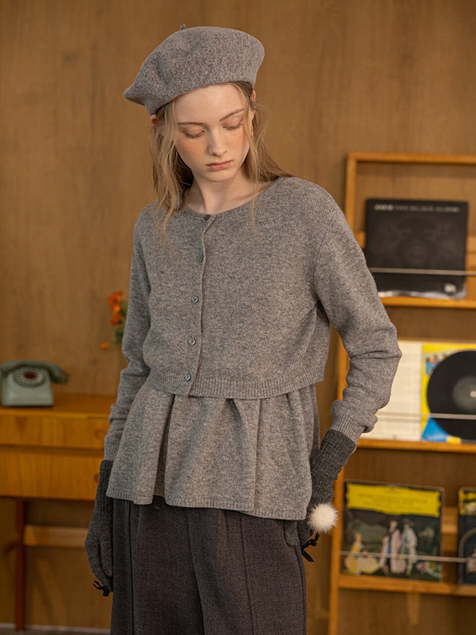 DD_Knit camisole and cardigan two-piece set_GRAY