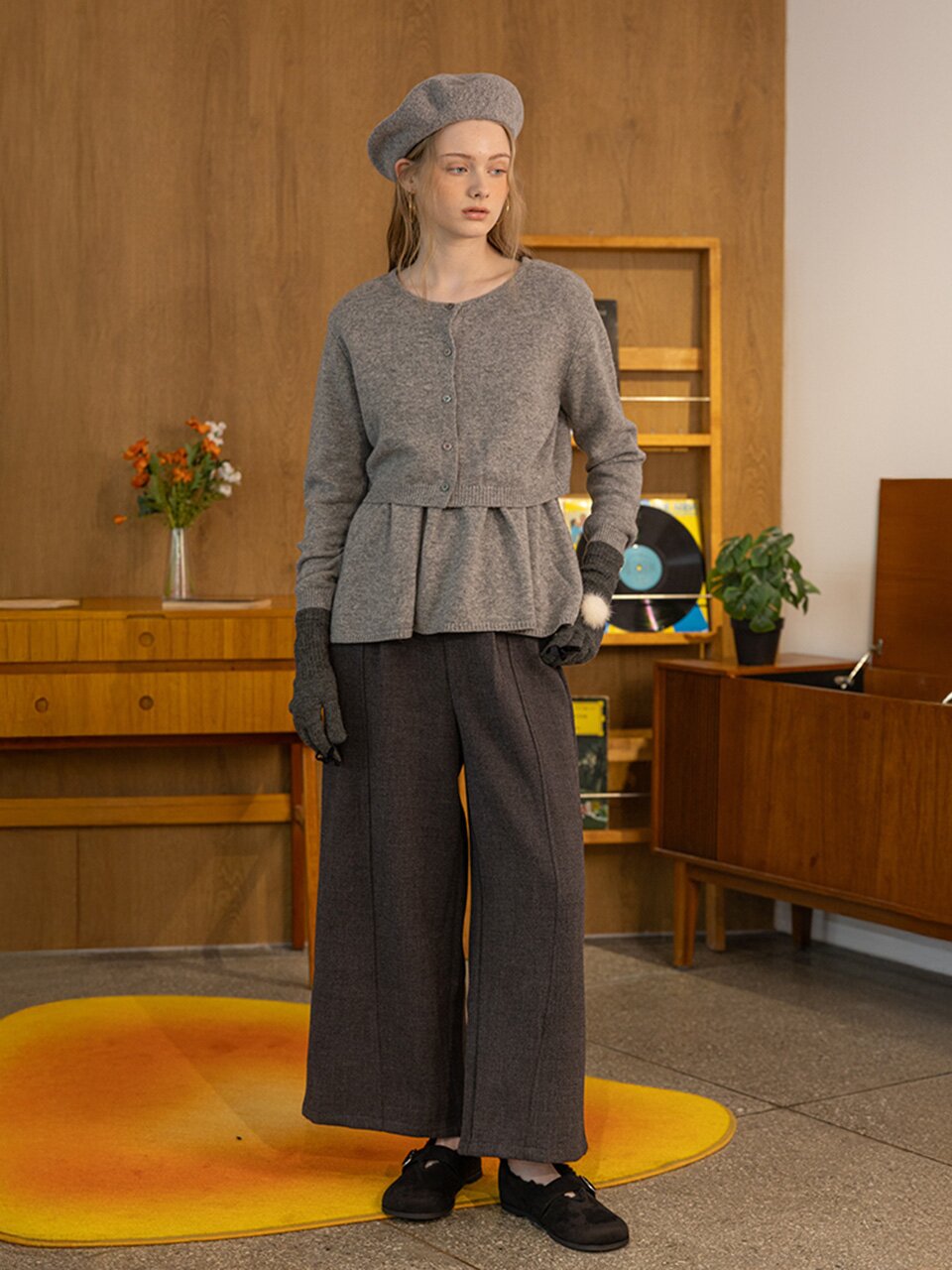 DD_Knit camisole and cardigan two-piece set_GRAY