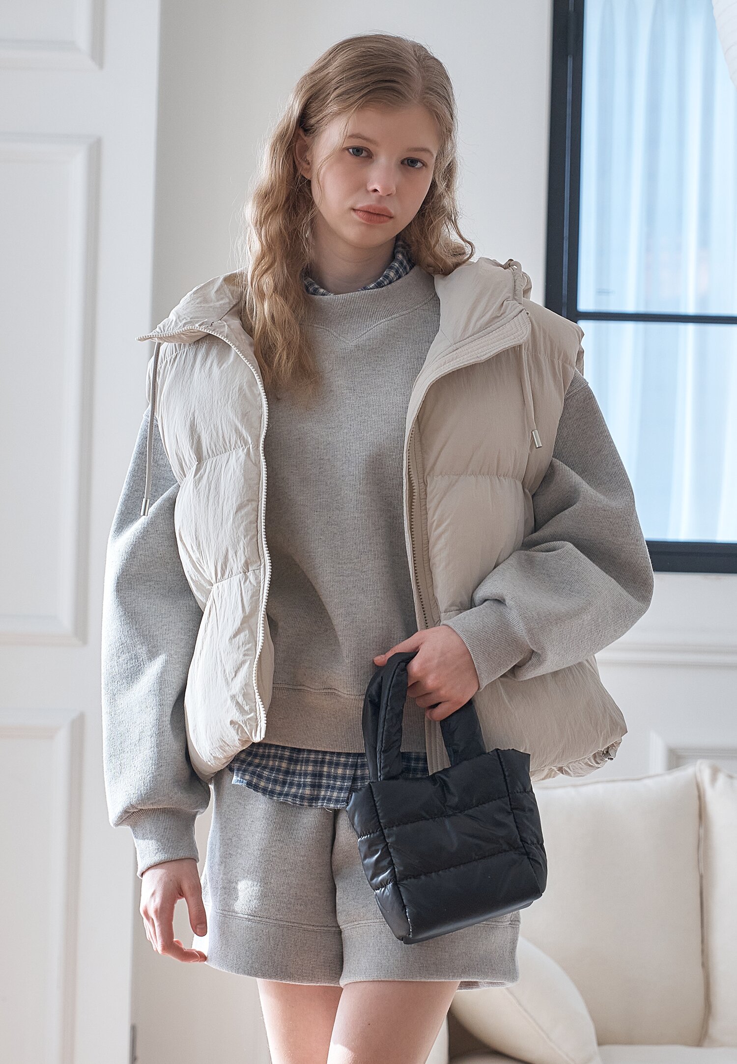 [바바단독] PADDED QUILTED TODD BAG+KEYRING