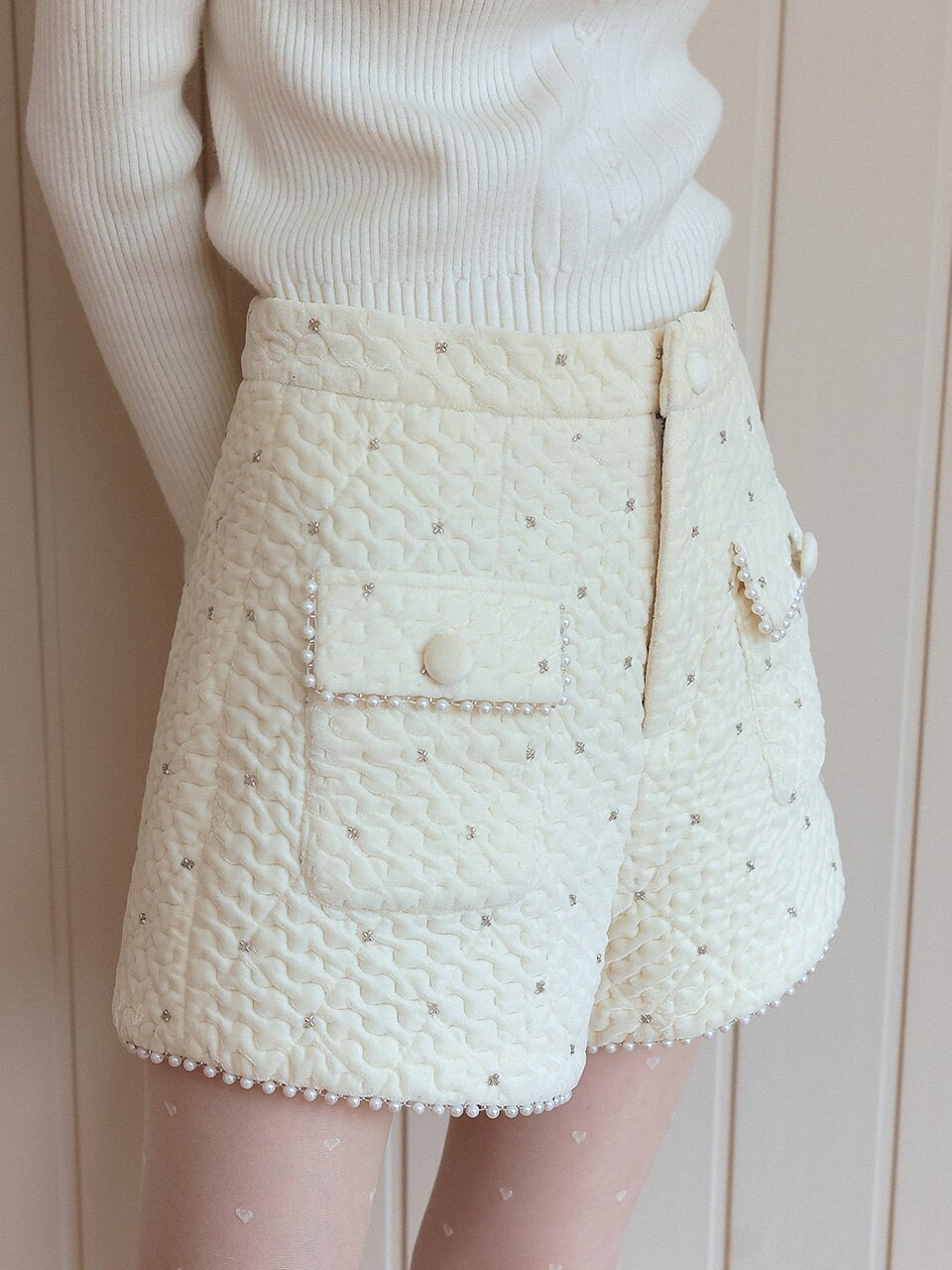 Cest_Elegant quilted short pants