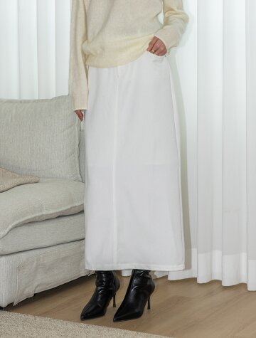 IT_White straight skirt
